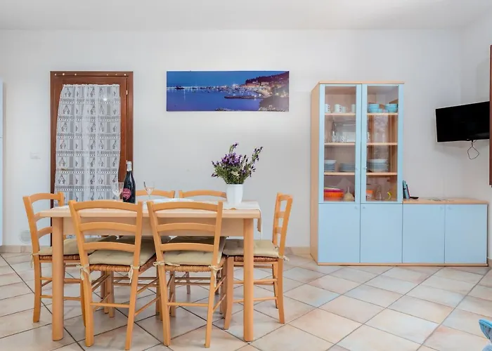 Bifamiliare 3 * San Teodoro