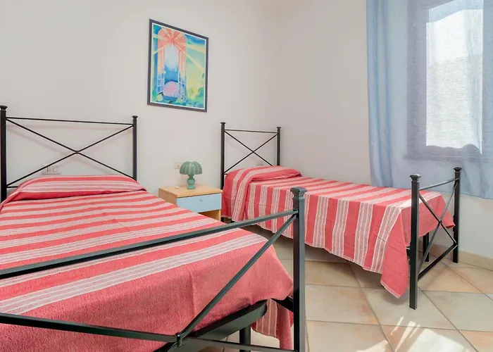 Nyaraló Bifamiliare 3 *